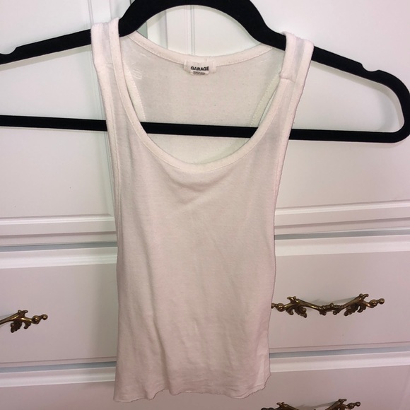 Garage Sporty/dirty looking White Top - Picture 1 of 2